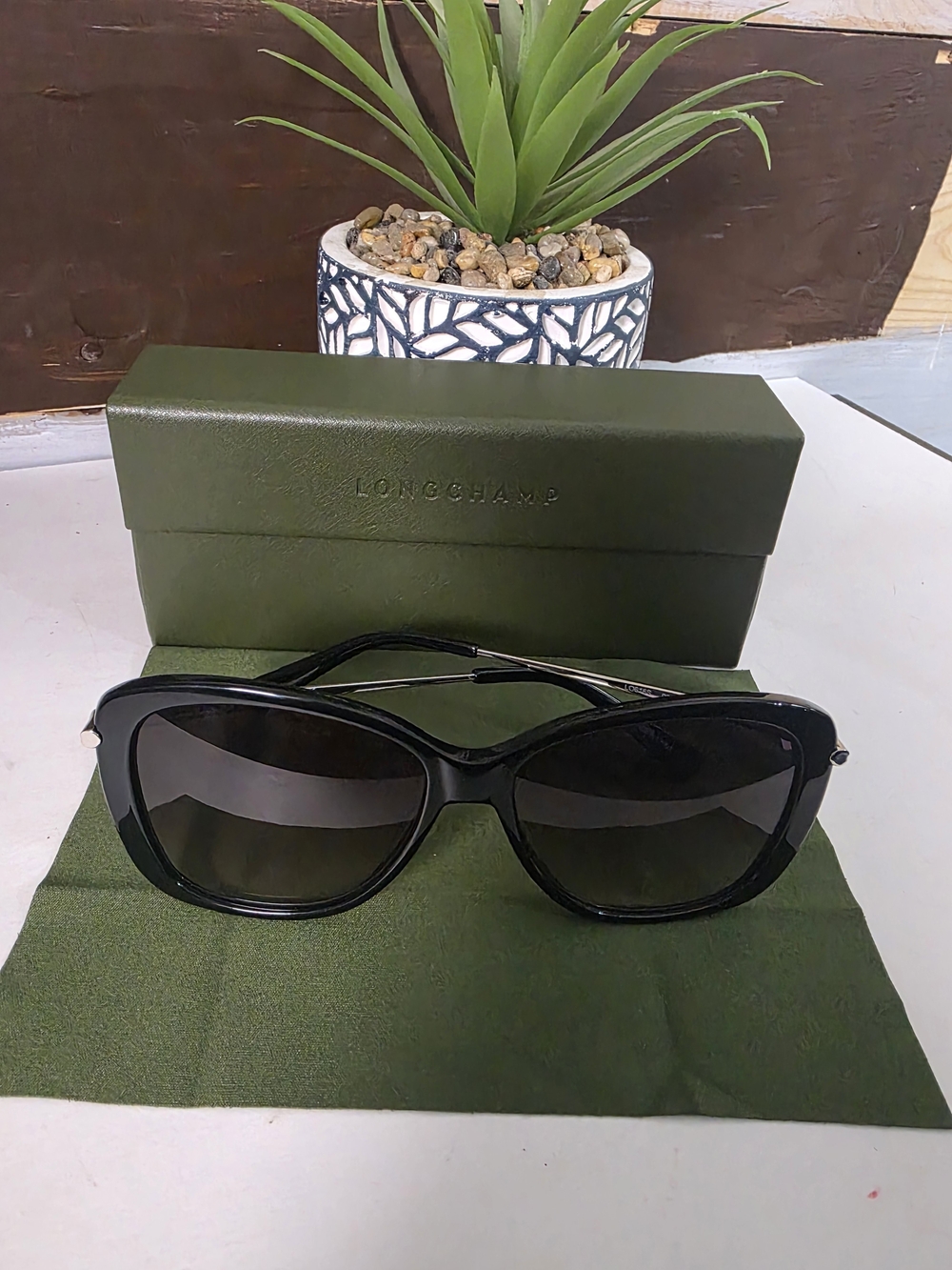 Longchamp Black Oversized Cat-Eye Sunglasses